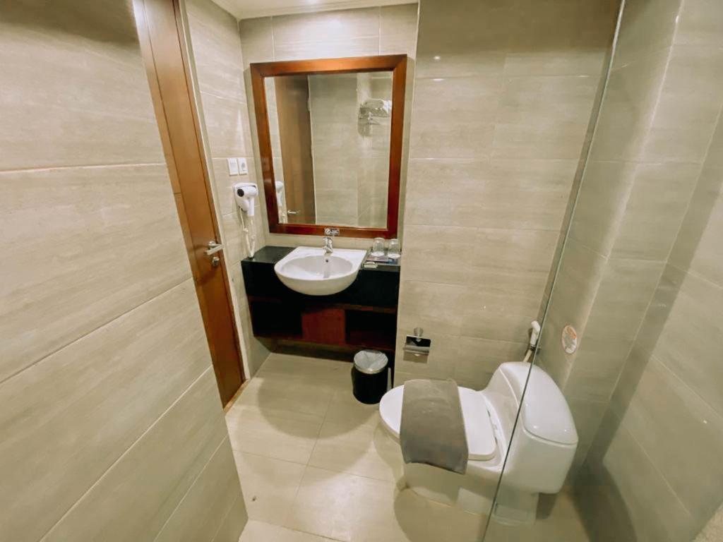 Sapphire Sky Hotel & Conference Serpong Ngoại thất bức ảnh