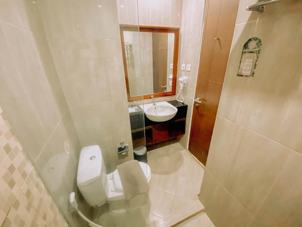 Sapphire Sky Hotel & Conference Serpong Ngoại thất bức ảnh