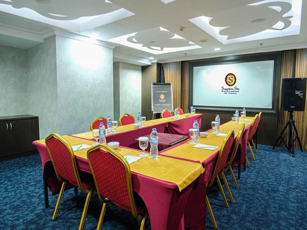 Sapphire Sky Hotel & Conference Serpong Ngoại thất bức ảnh